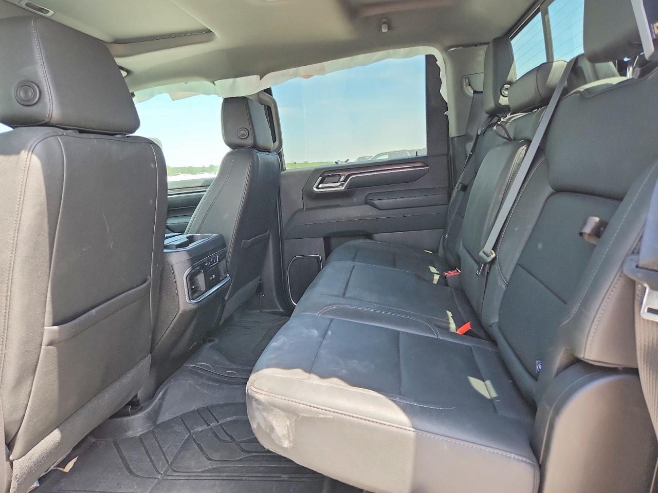 2024 CHEVROLET SILVERADO