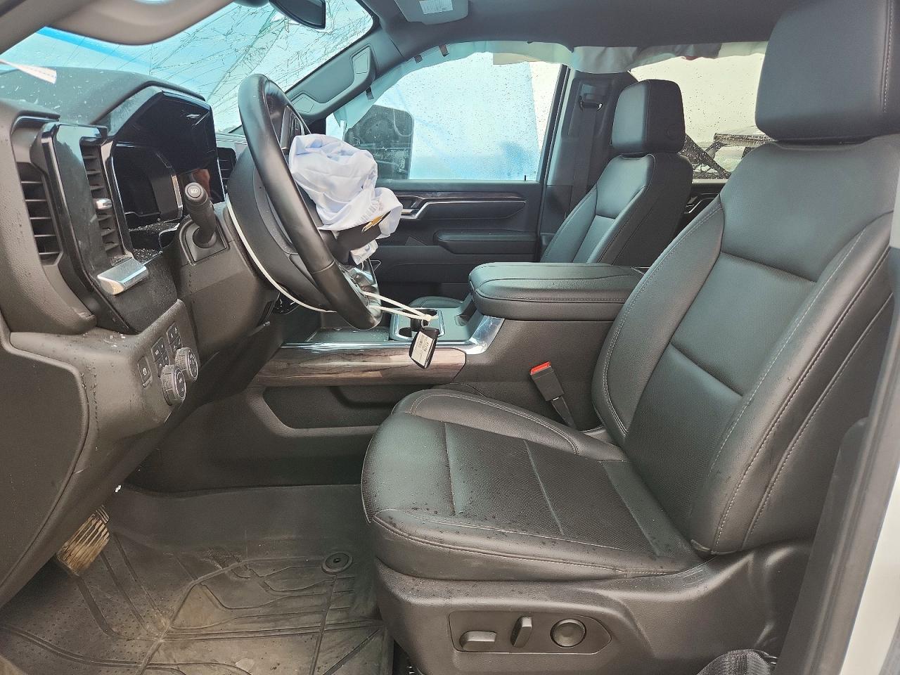2024 CHEVROLET SILVERADO