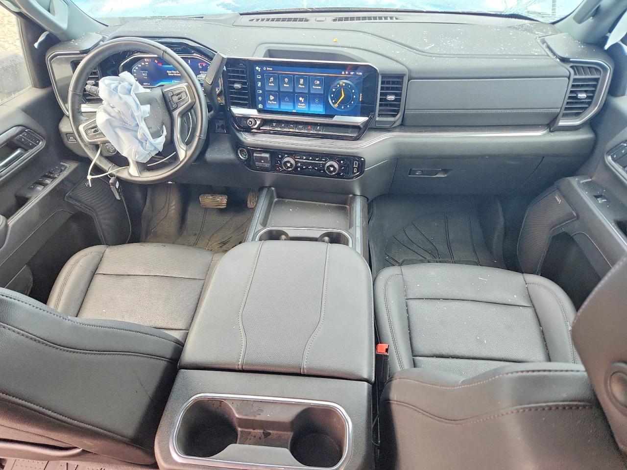 2024 CHEVROLET SILVERADO