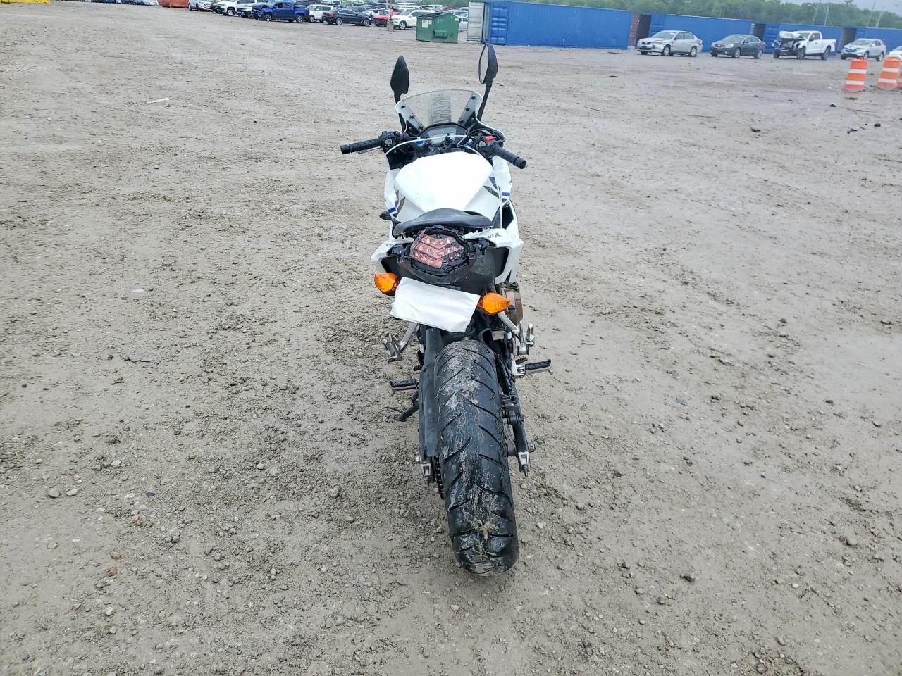 2016 HONDA CBR CYCLE