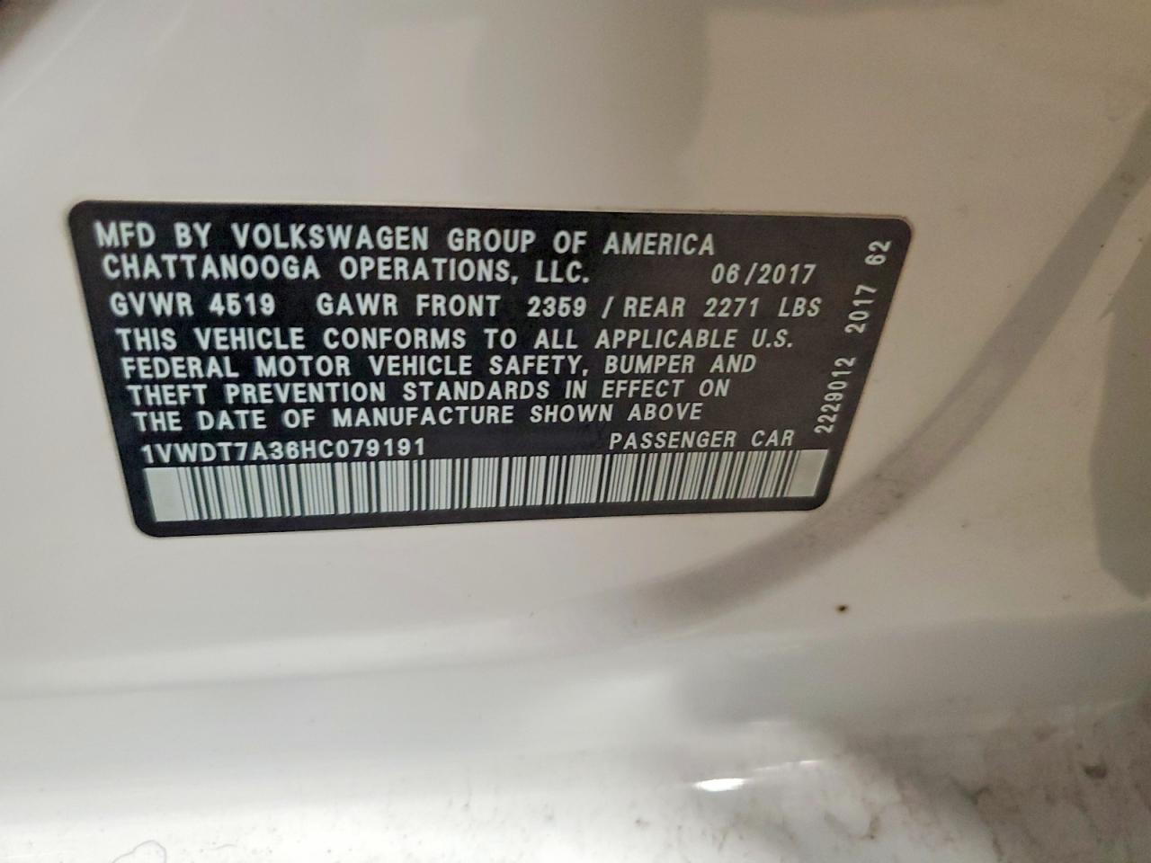 2017 VOLKSWAGEN PASSAT