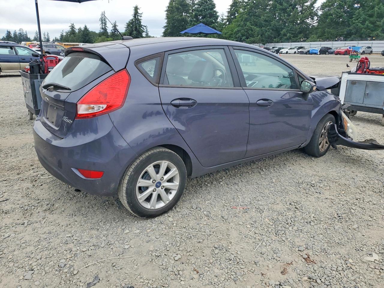 2013 FORD FIESTA