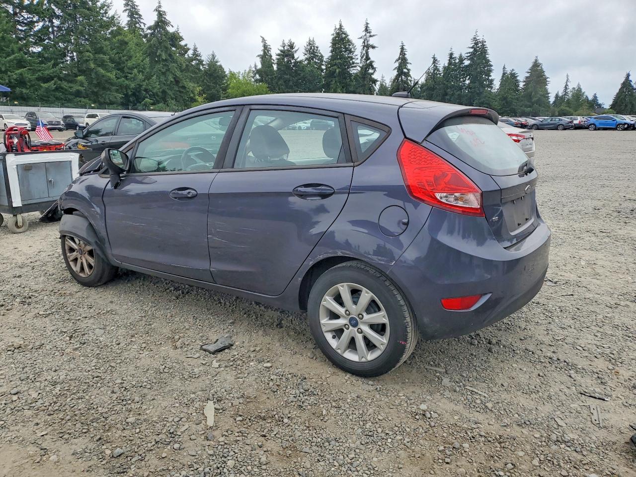 2013 FORD FIESTA