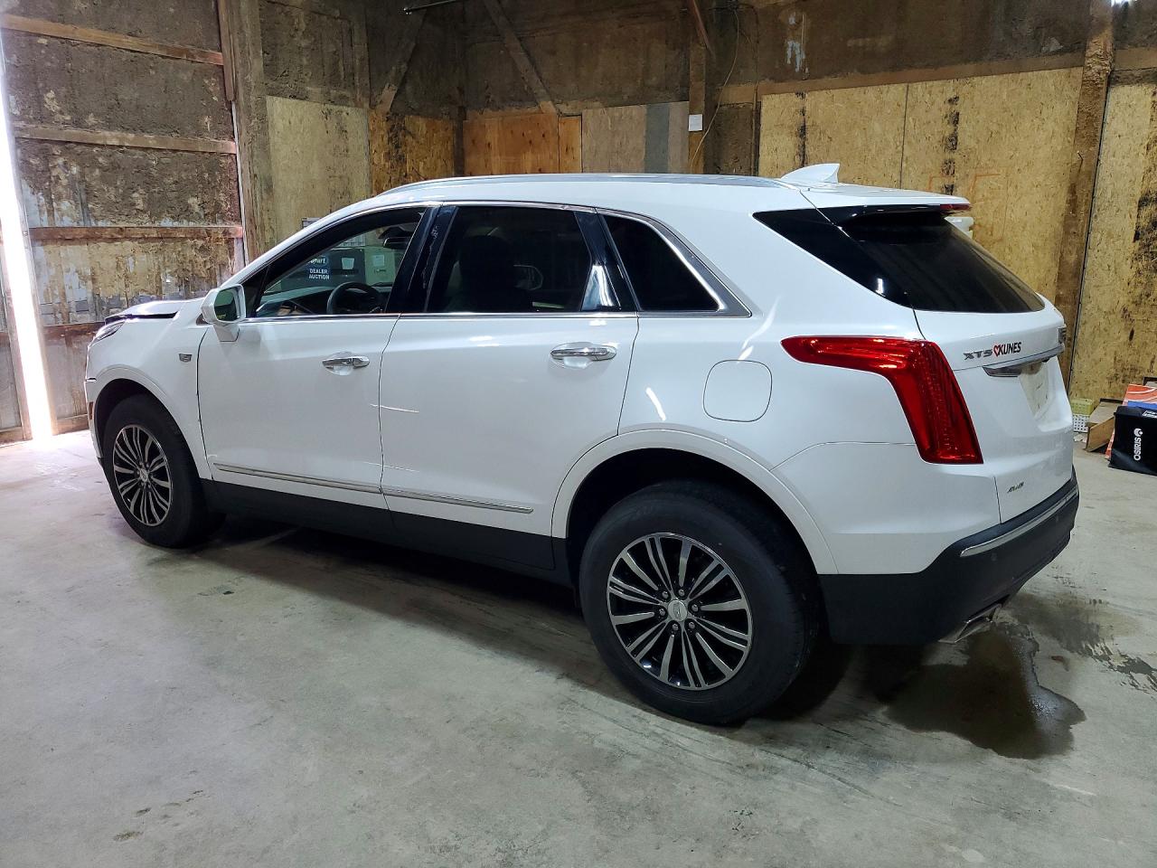 2017 CADILLAC XT5