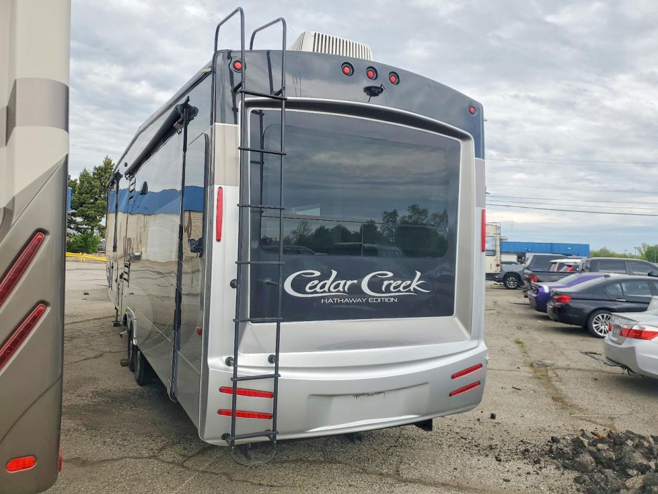 2018 CEDAR CREEK 5TH WHEEL