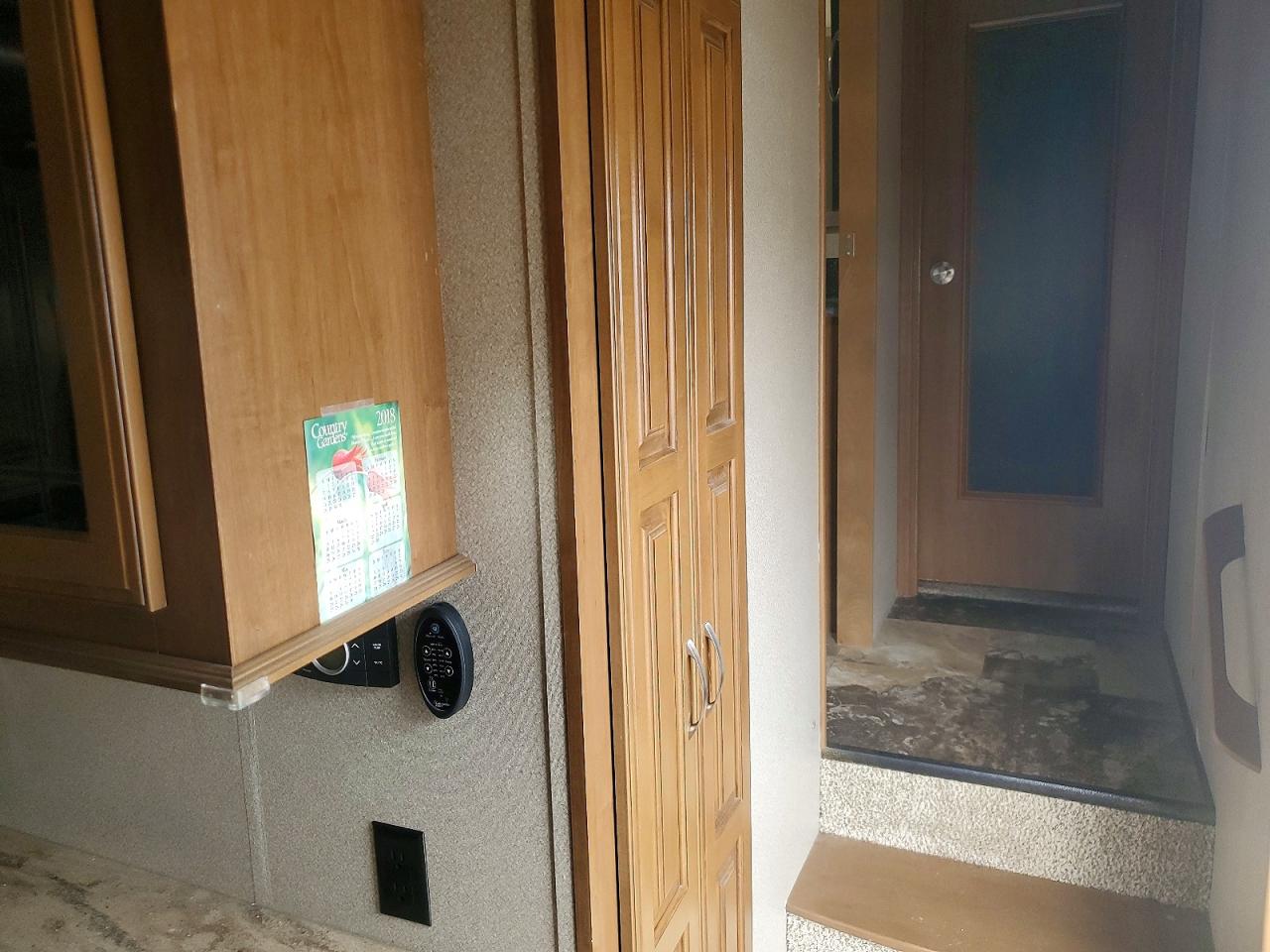2018 CEDAR CREEK 5TH WHEEL