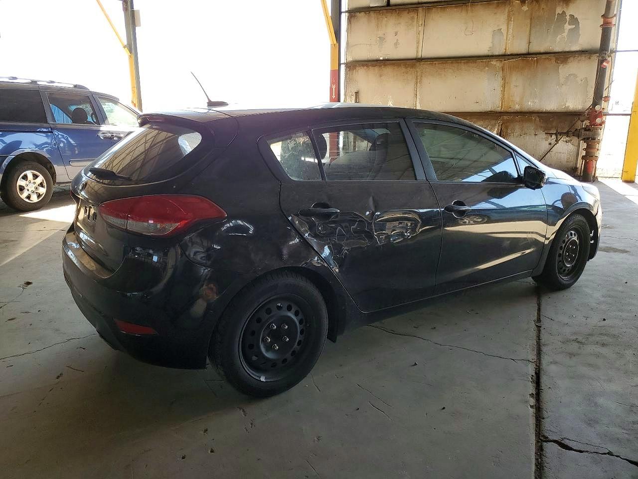 2016 KIA FORTE