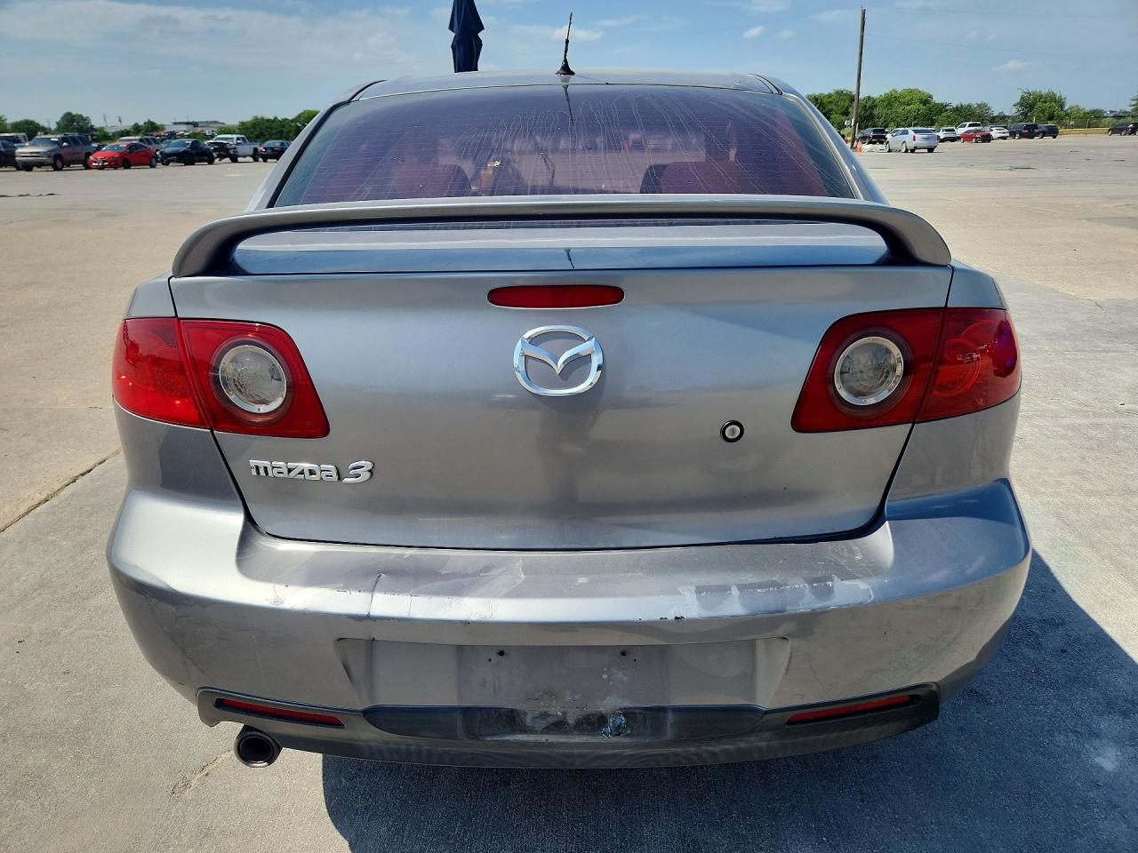 2005 MAZDA 3
