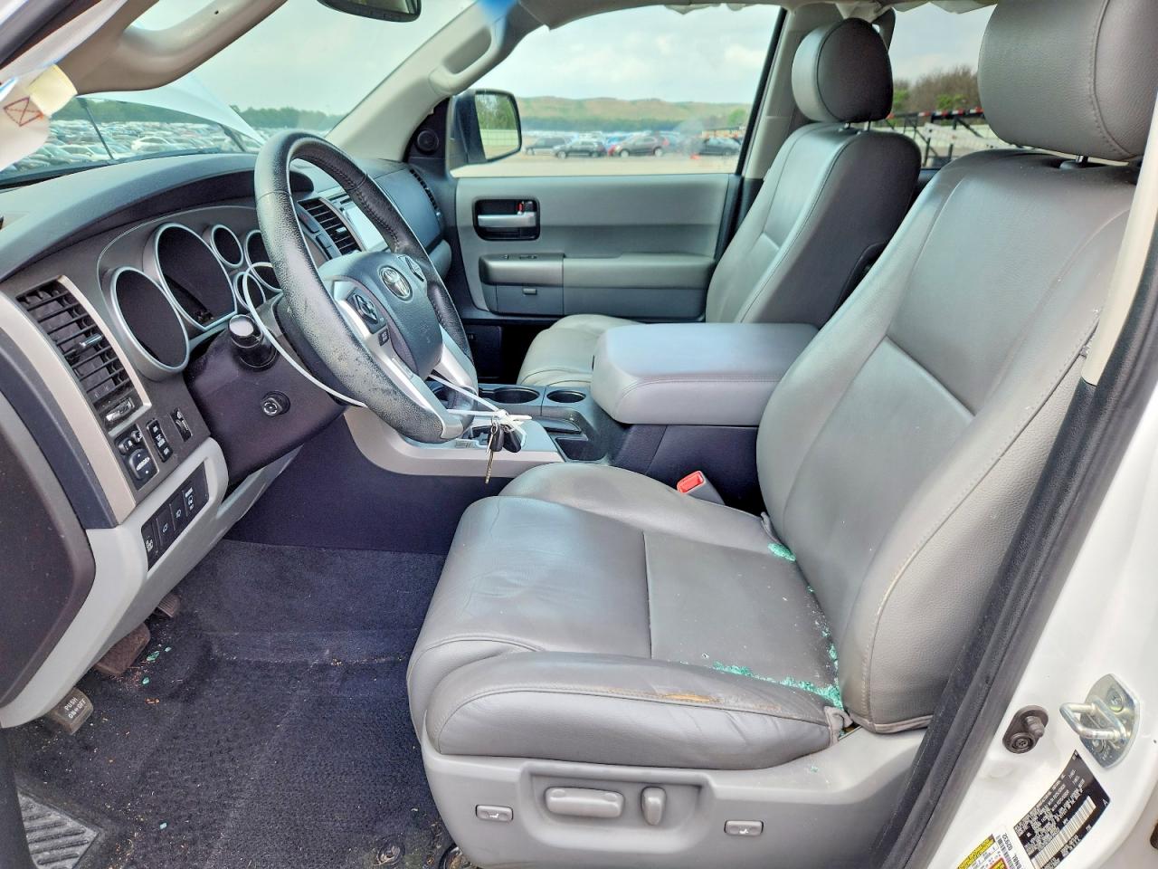 2017 TOYOTA SEQUOIA