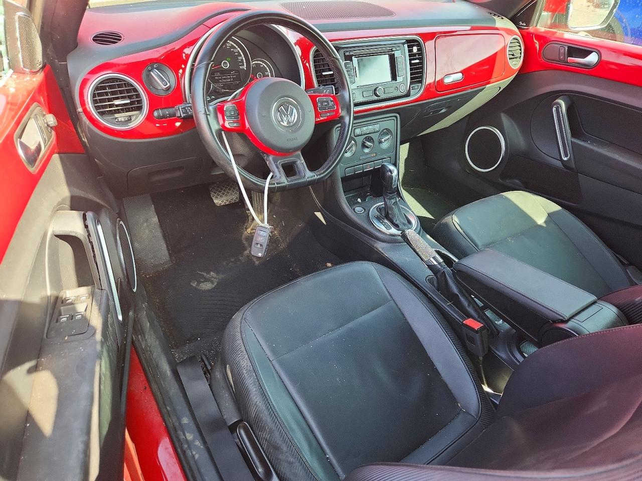 2013 VOLKSWAGEN BEETLE