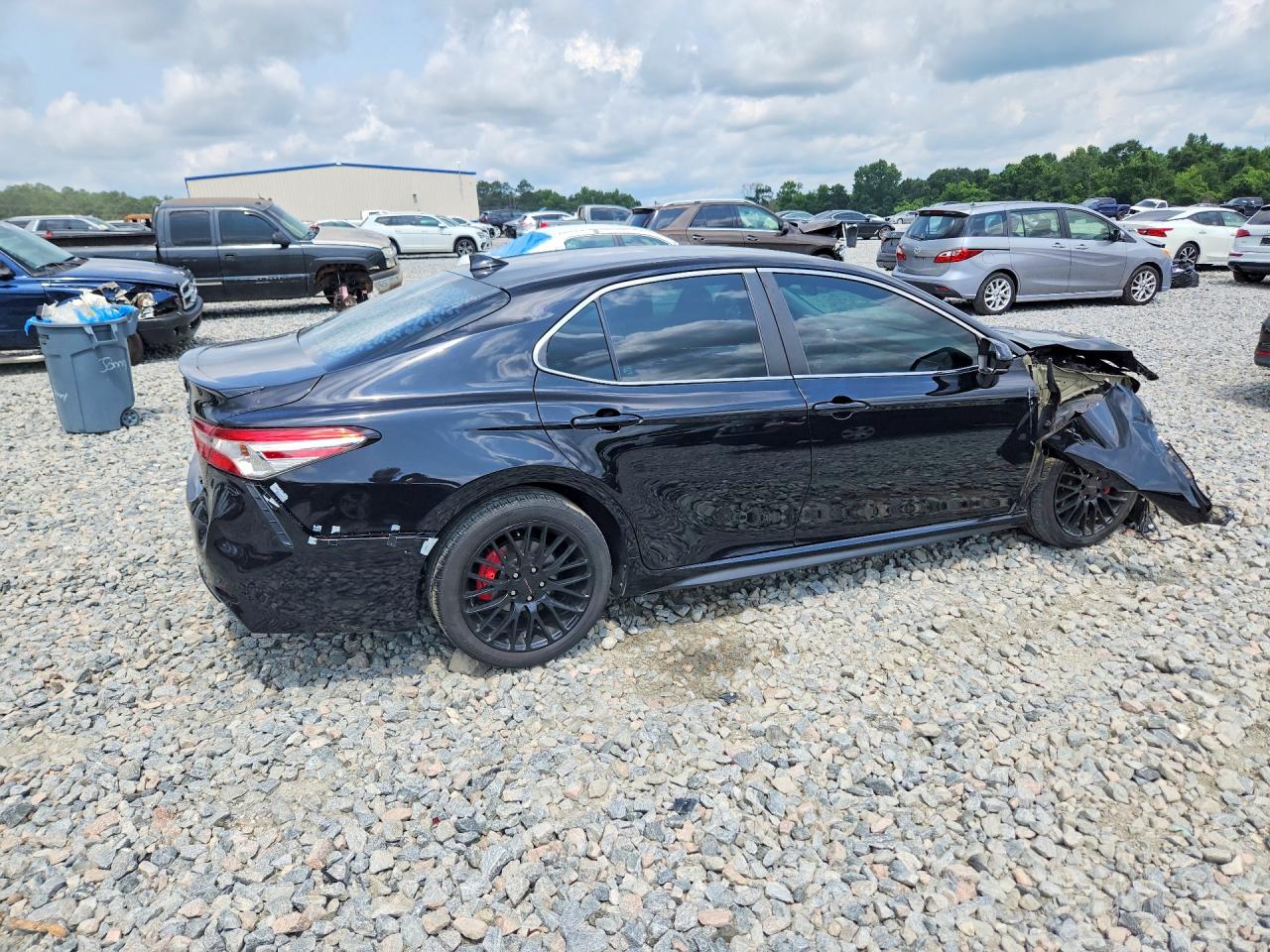 2020 TOYOTA CAMRY