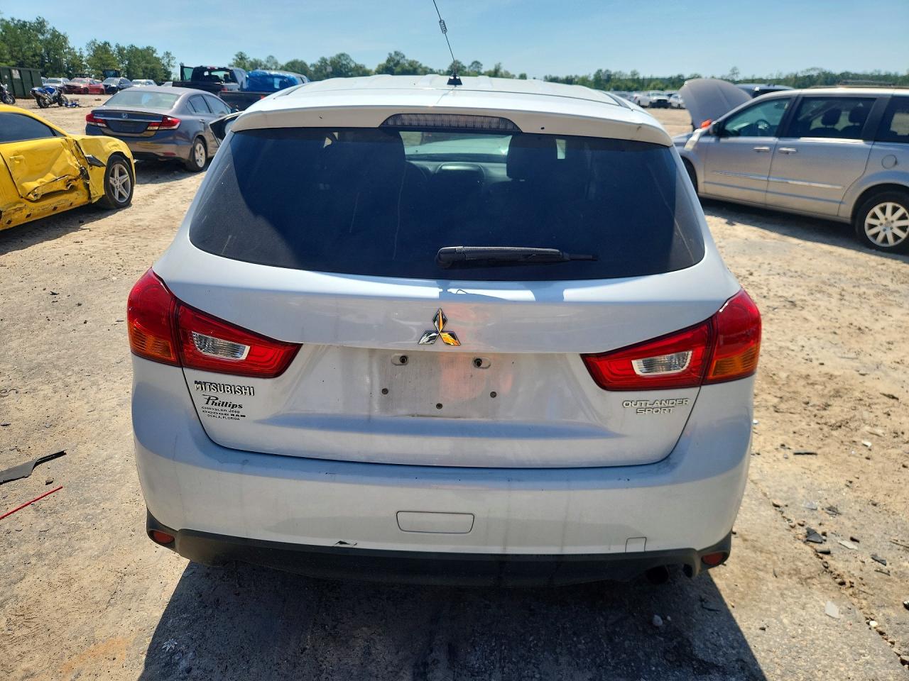 2014 MITSUBISHI OUTLANDER