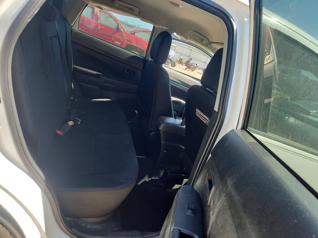 2014 MITSUBISHI OUTLANDER