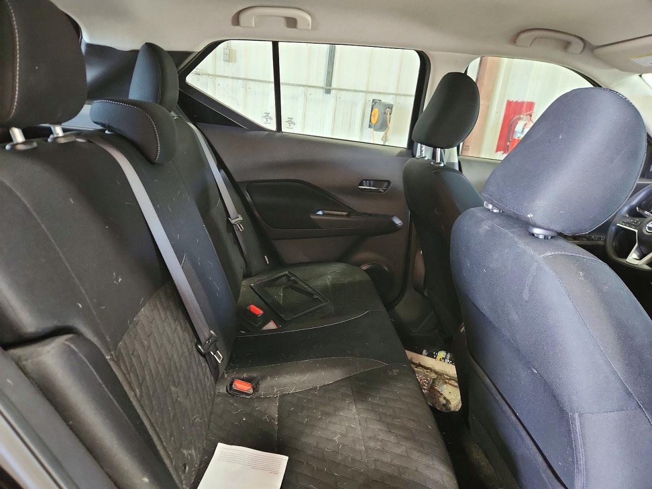 2024 NISSAN KICKS