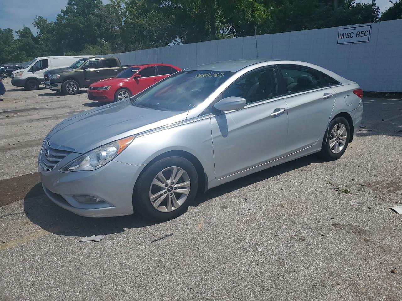 2013 HYUNDAI SONATA