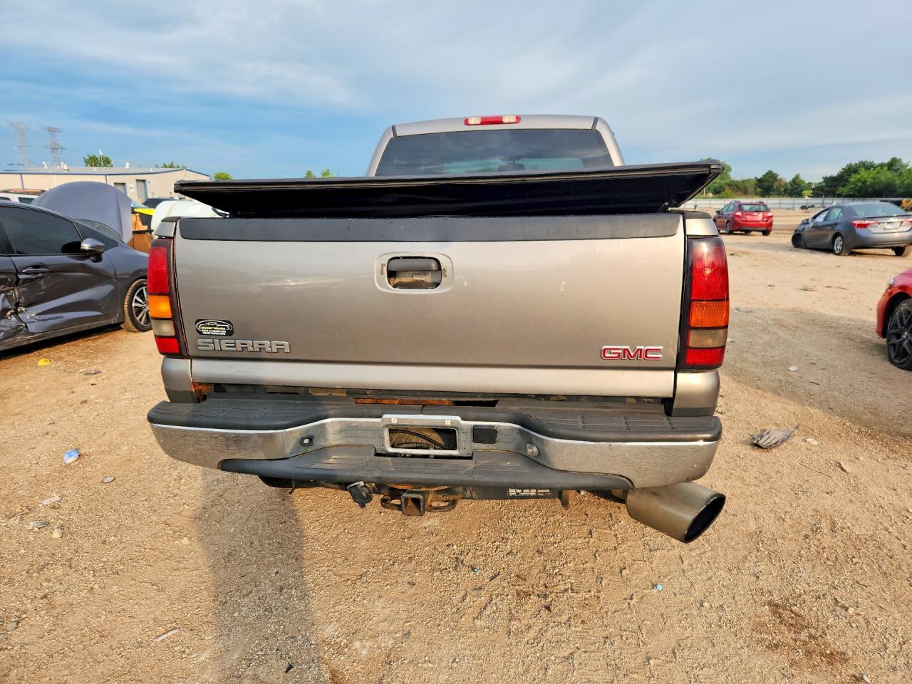 2007 GMC SIERRA
