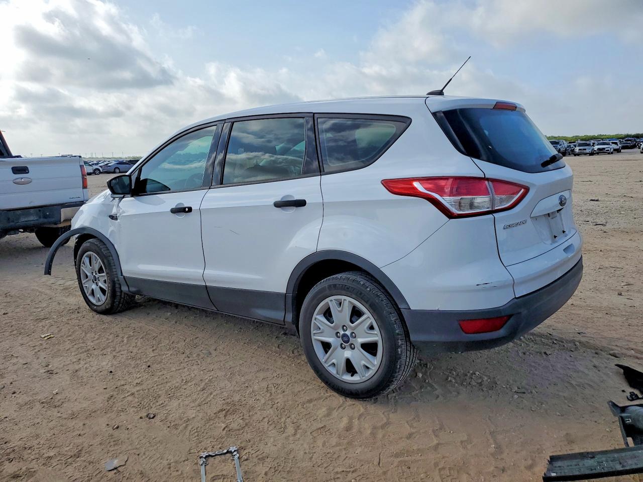 2016 FORD ESCAPE