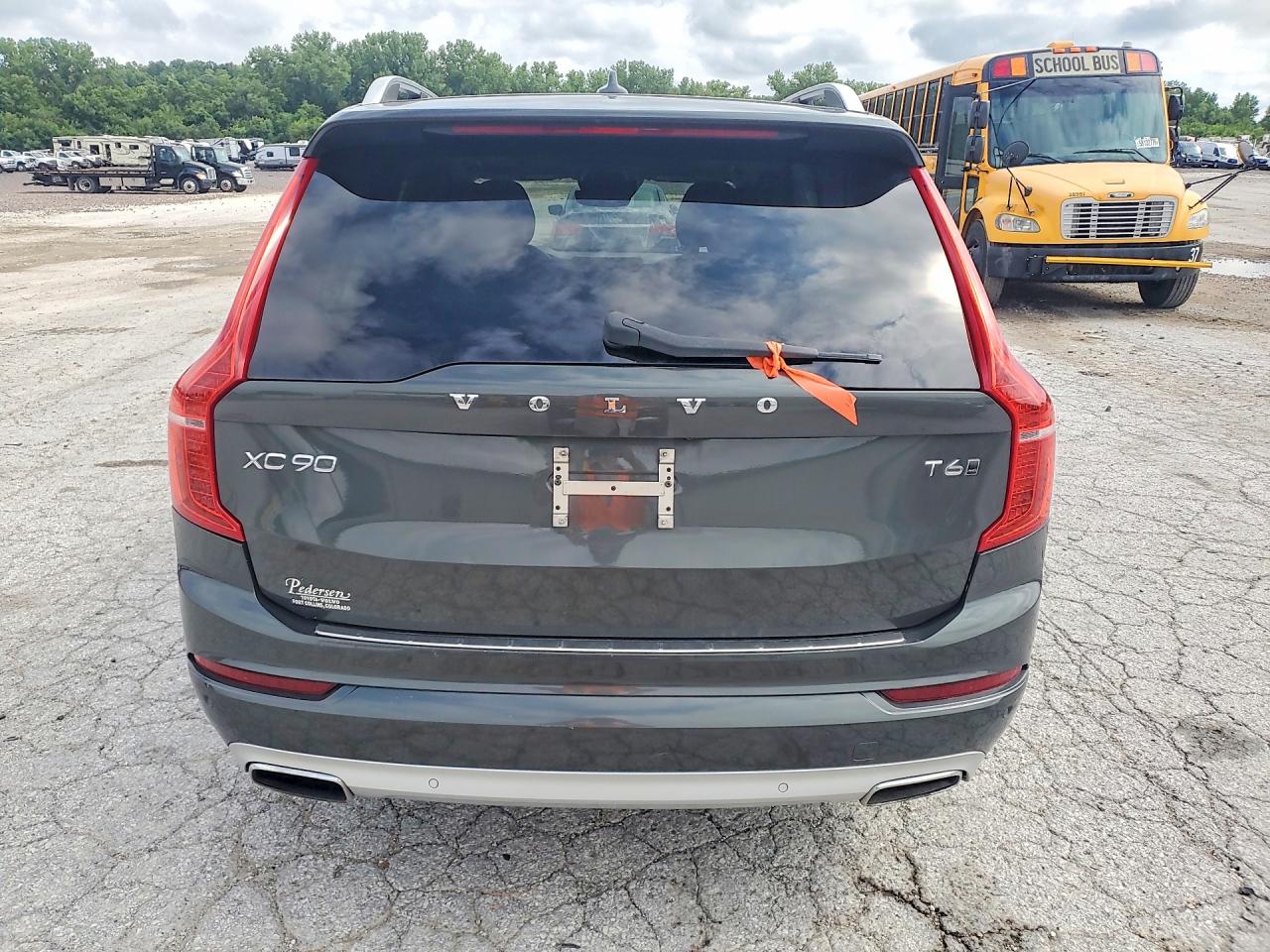2018 VOLVO XC90