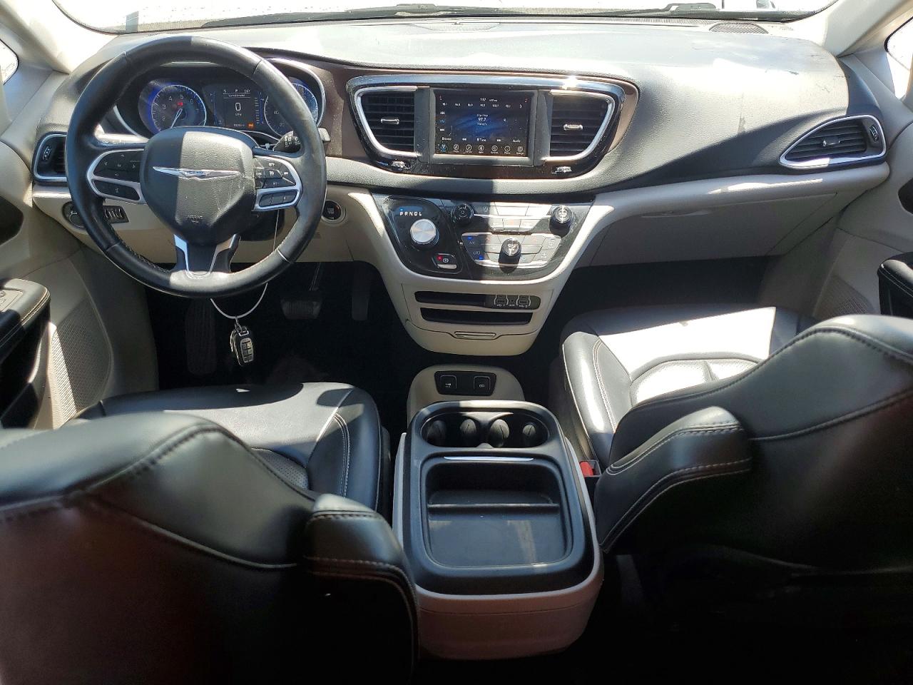 2021 CHRYSLER MINIVAN