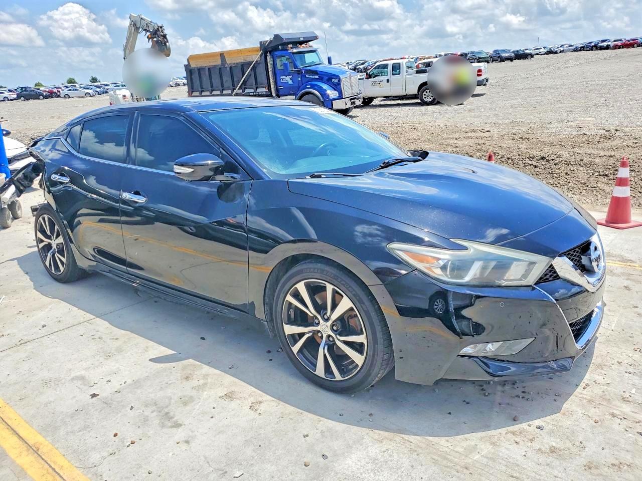 2016 NISSAN MAXIMA