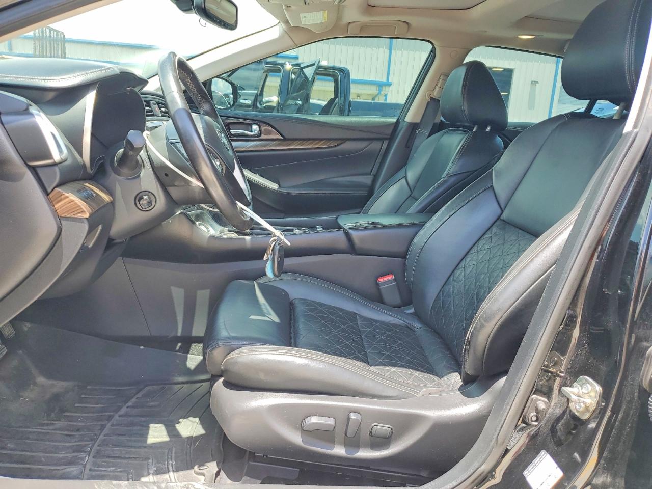 2016 NISSAN MAXIMA