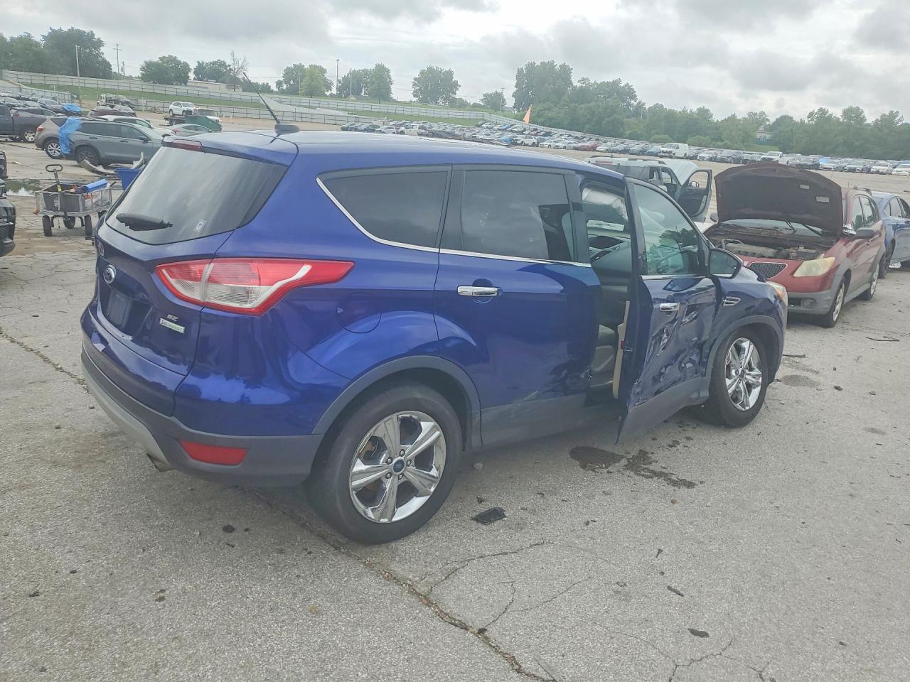 2015 FORD ESCAPE