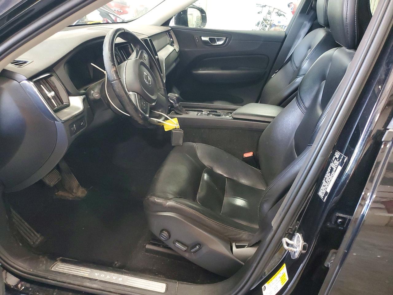 2019 VOLVO XC60