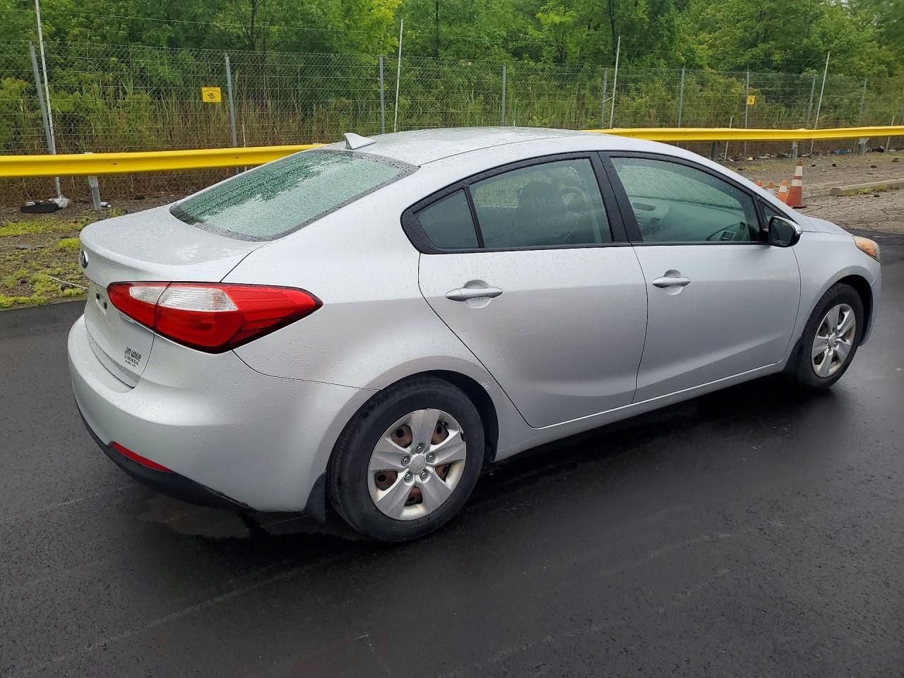 2015 KIA FORTE