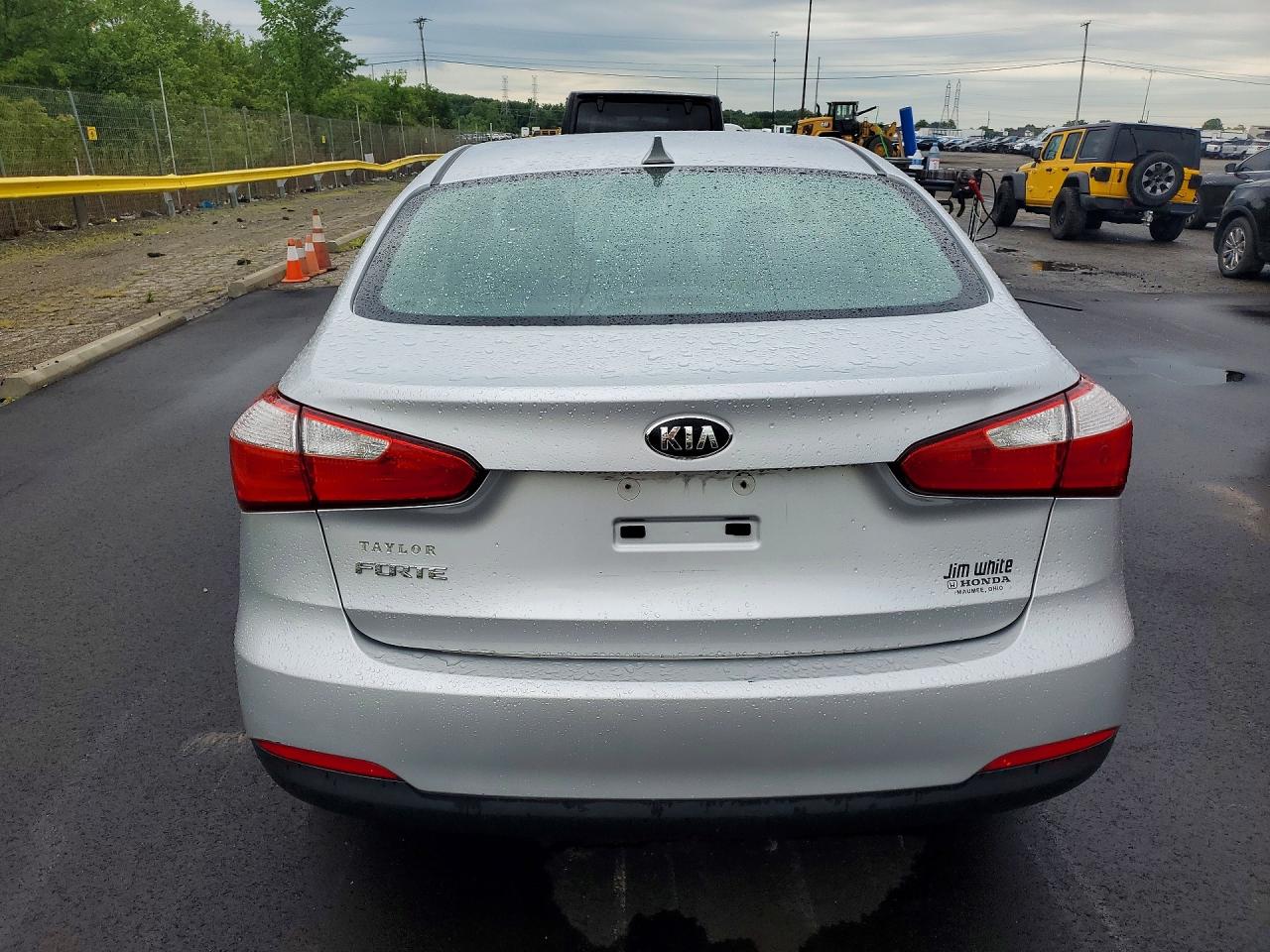 2015 KIA FORTE