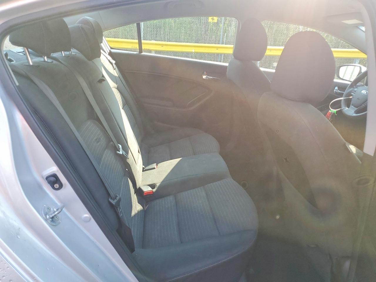 2015 KIA FORTE