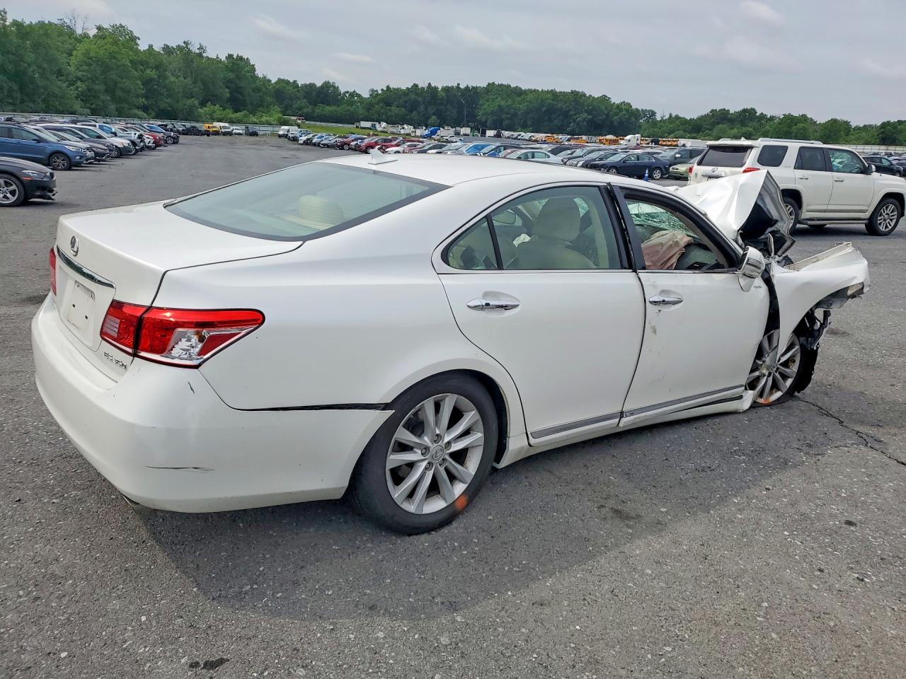 2011 LEXUS ES350