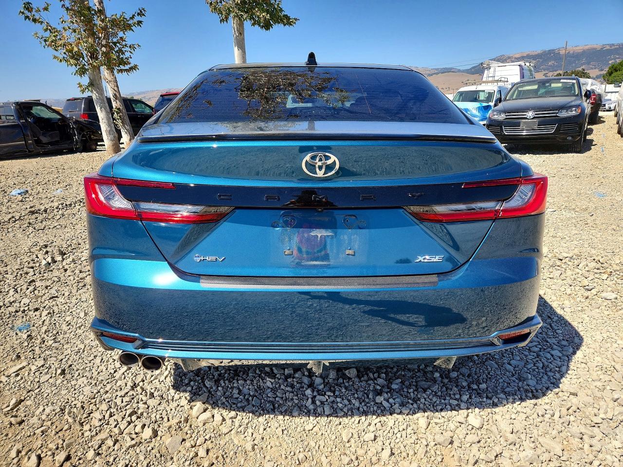 2025 TOYOTA CAMRY