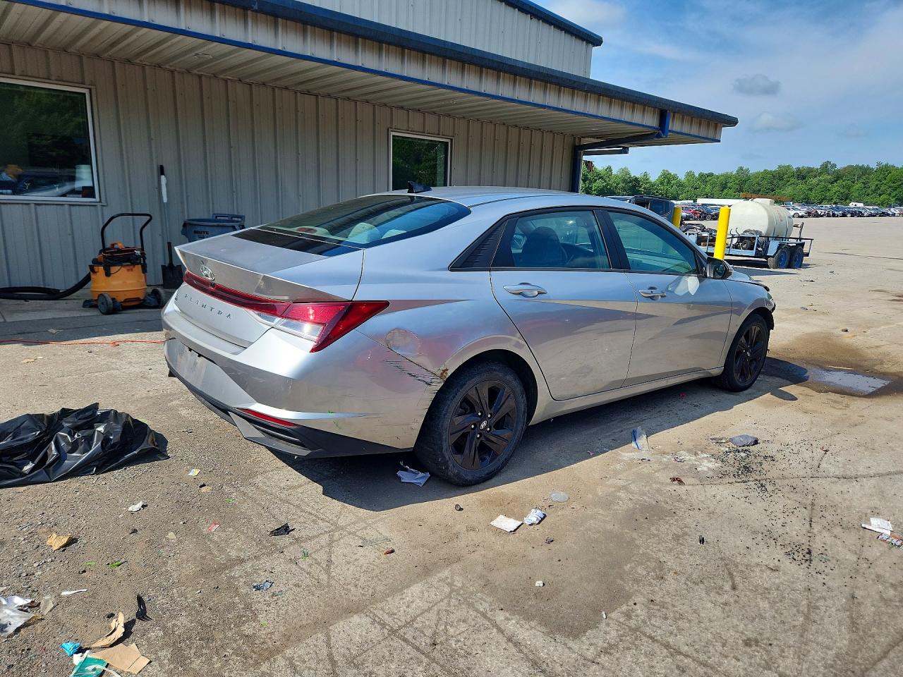 2022 HYUNDAI ELANTRA