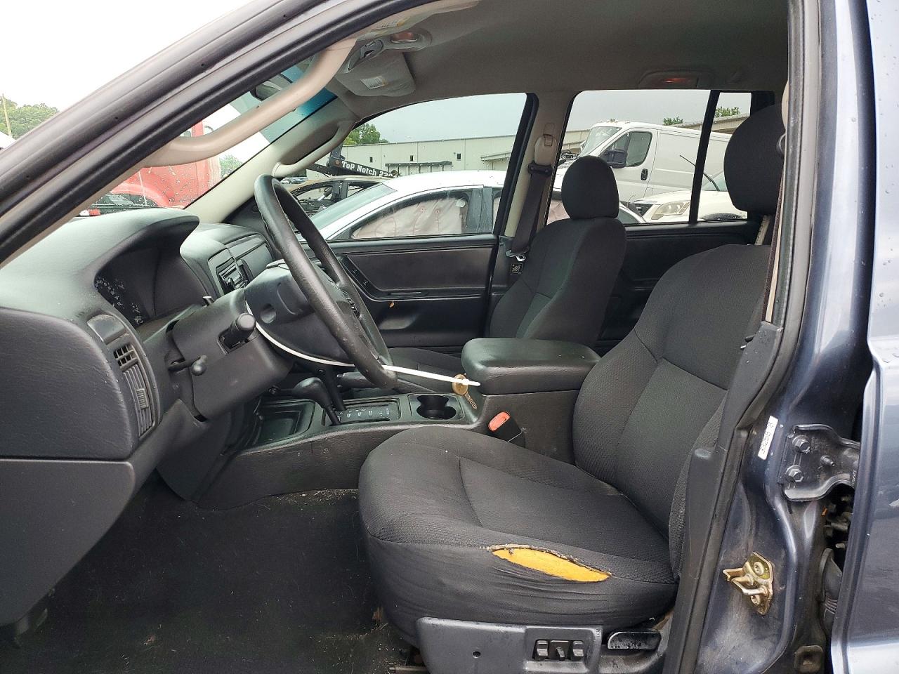 2004 JEEP CHEROKEE