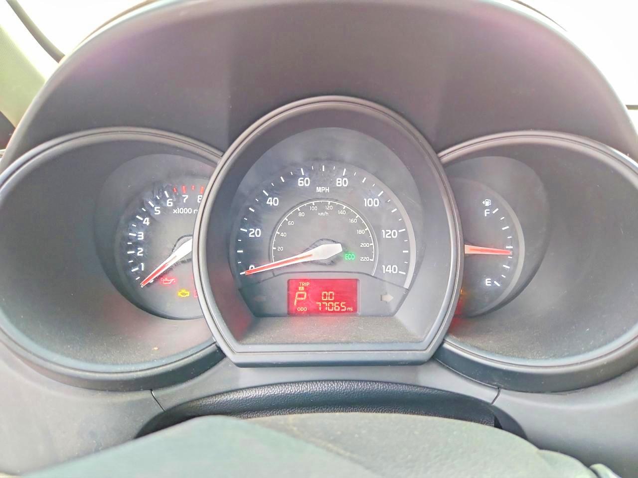 2013 KIA RIO