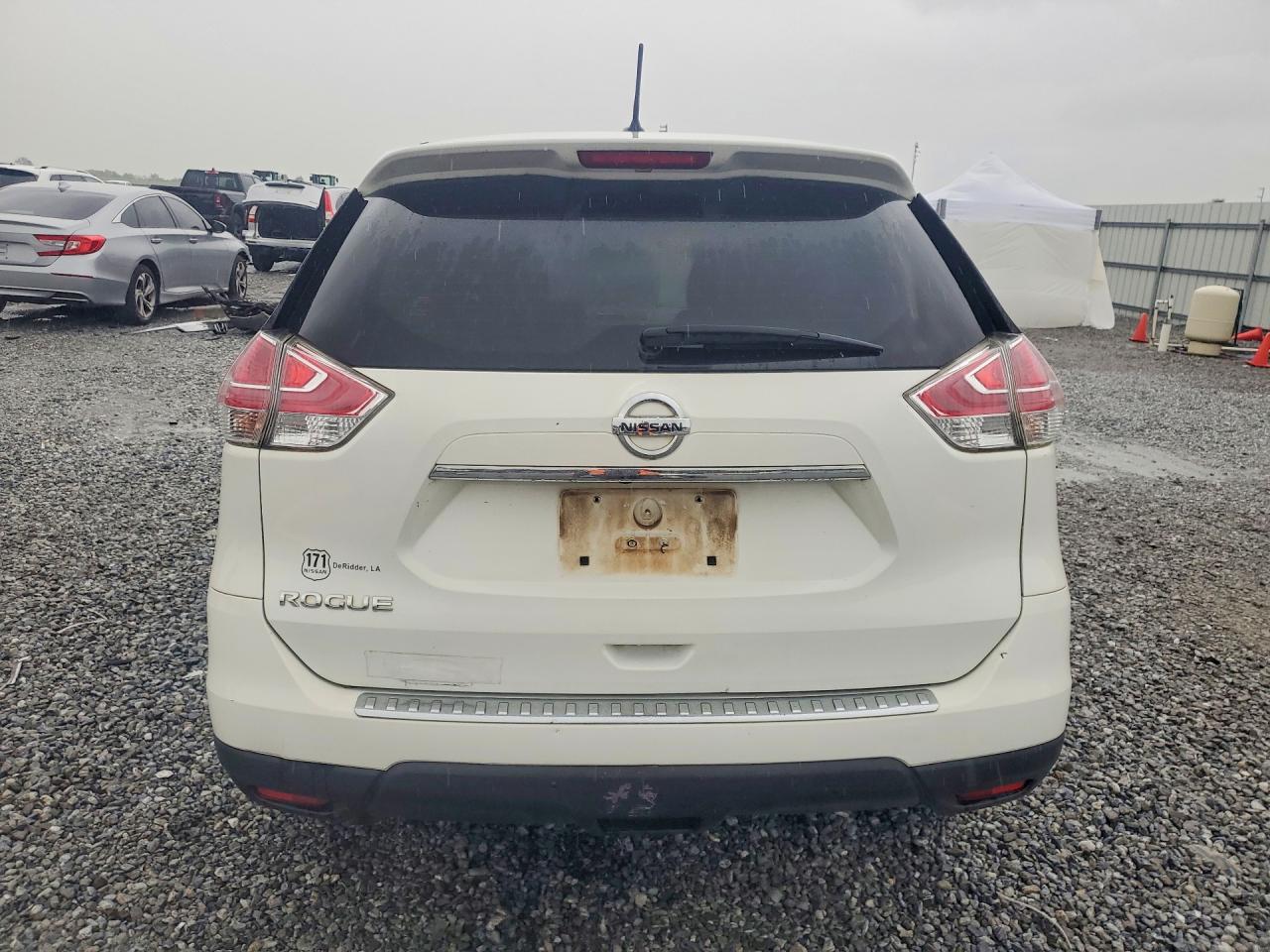 2016 NISSAN ROGUE