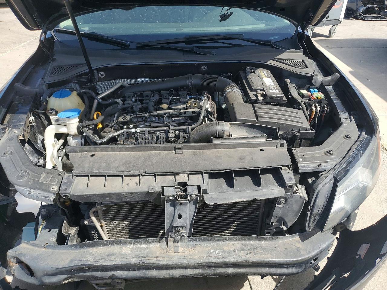 2015 VOLKSWAGEN PASSAT