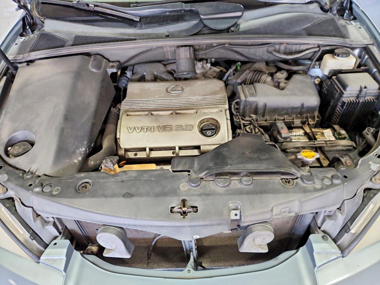 2005 LEXUS RX330