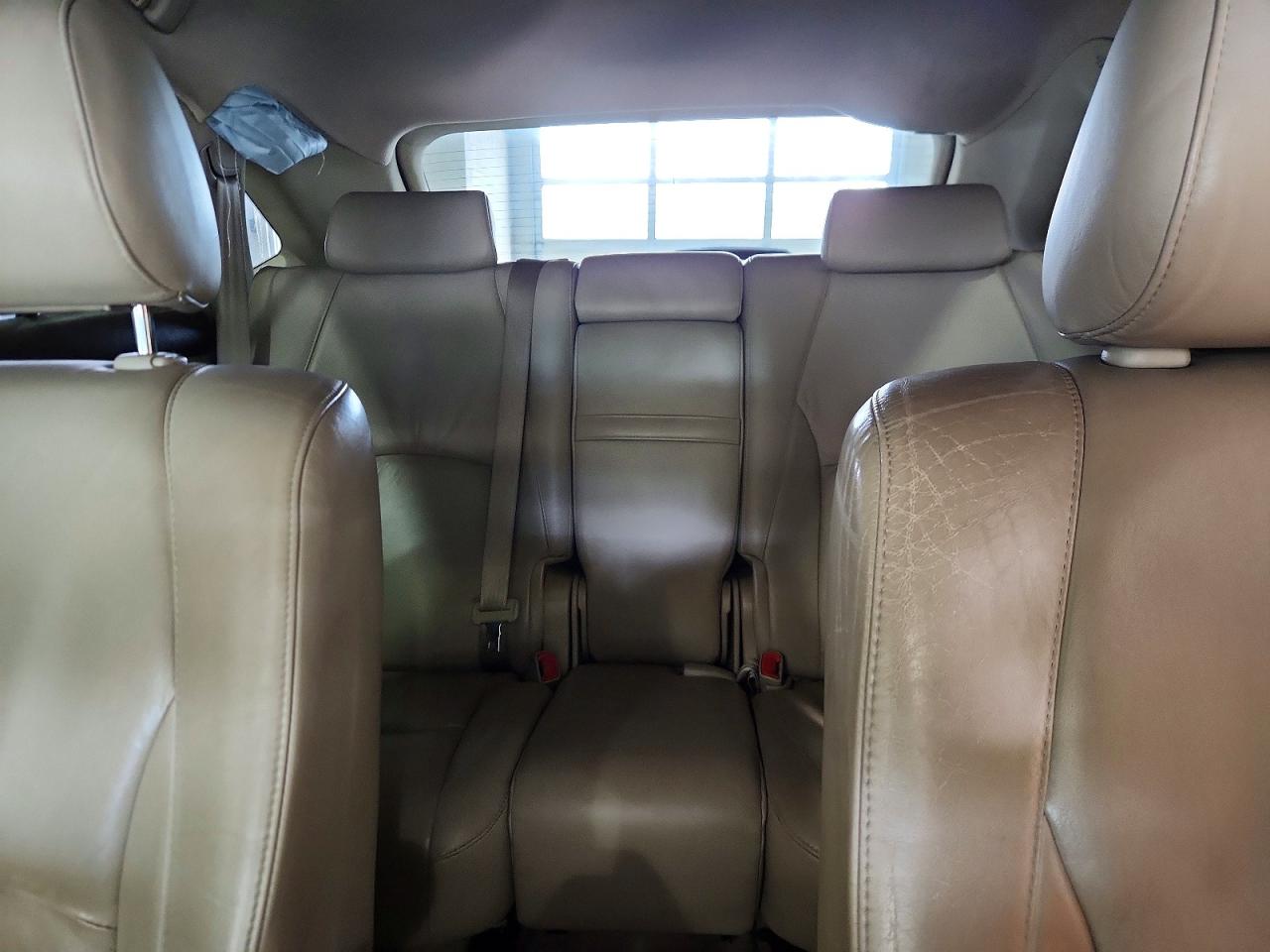 2005 LEXUS RX330