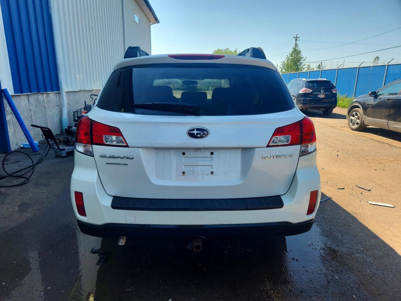 2014 SUBARU OUTBACK