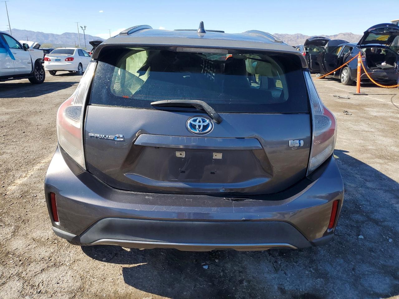 2018 TOYOTA PRIUS