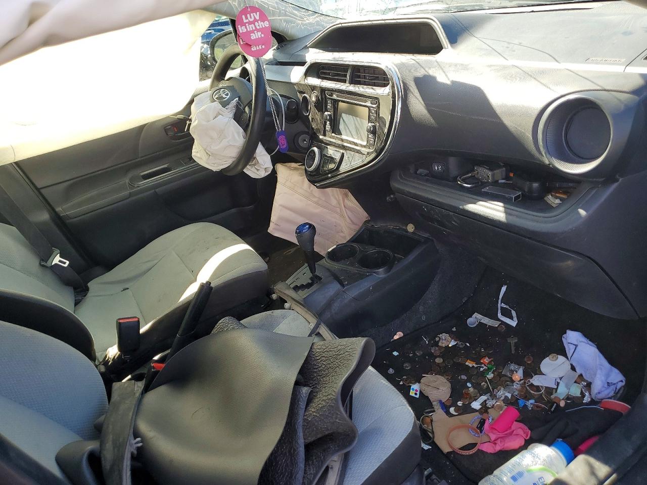 2018 TOYOTA PRIUS