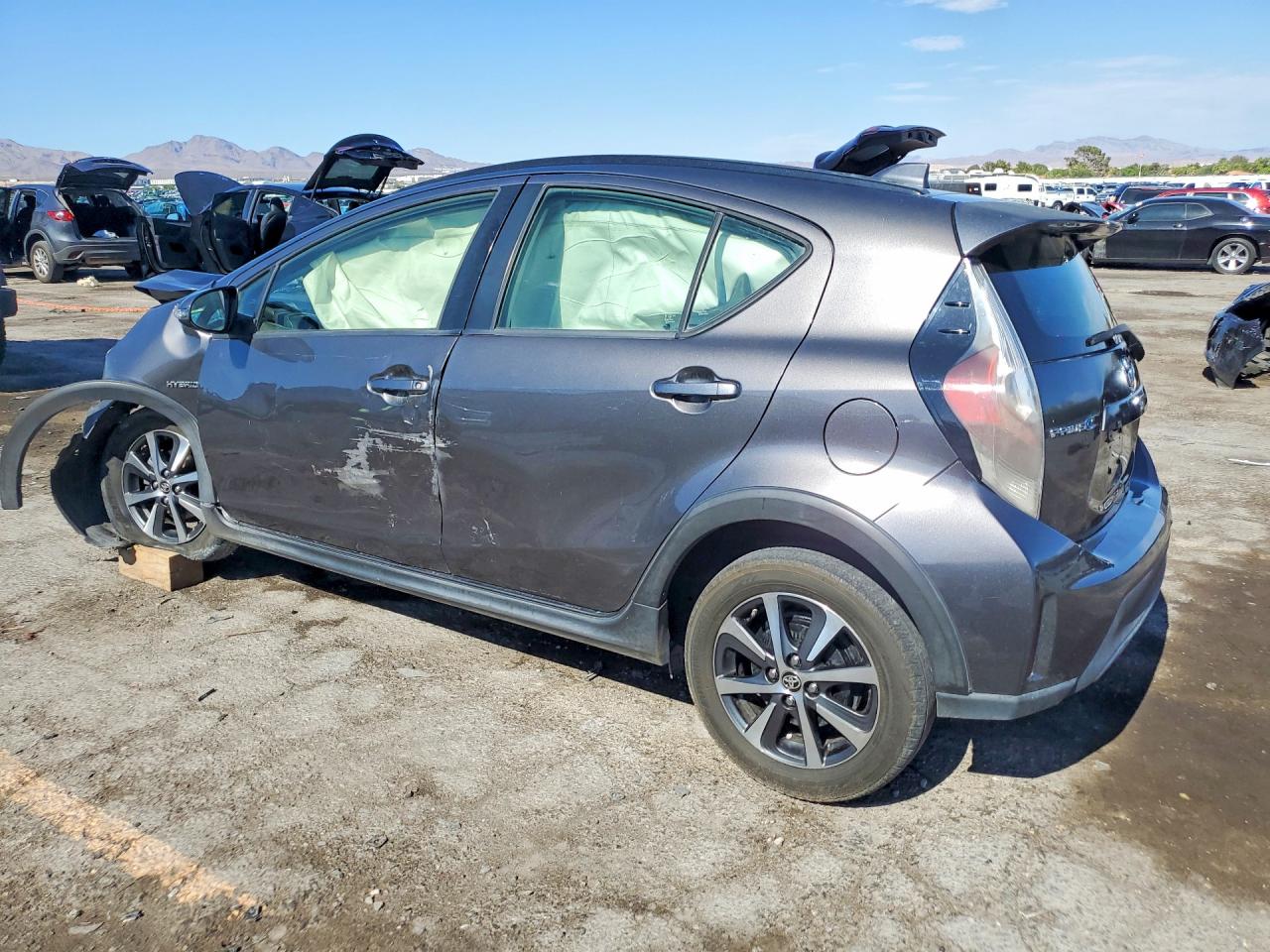 2018 TOYOTA PRIUS