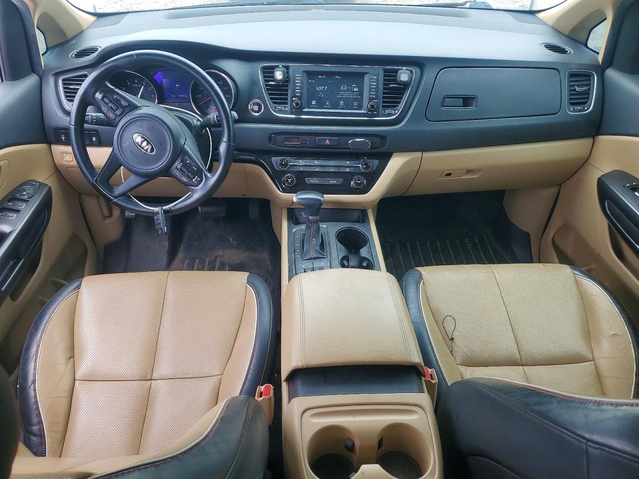 2017 KIA SEDONA