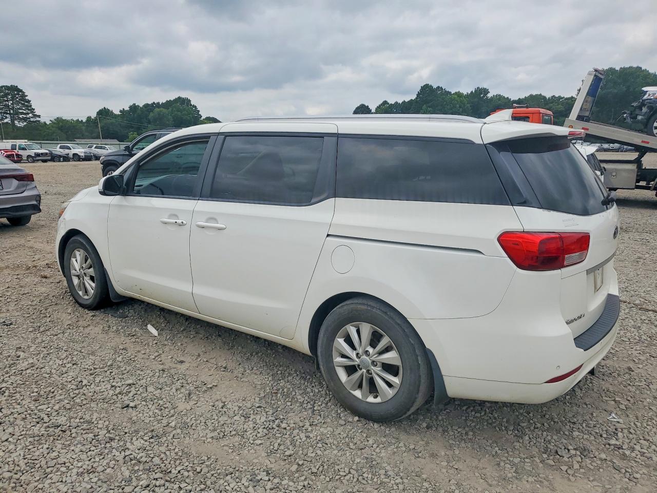 2017 KIA SEDONA