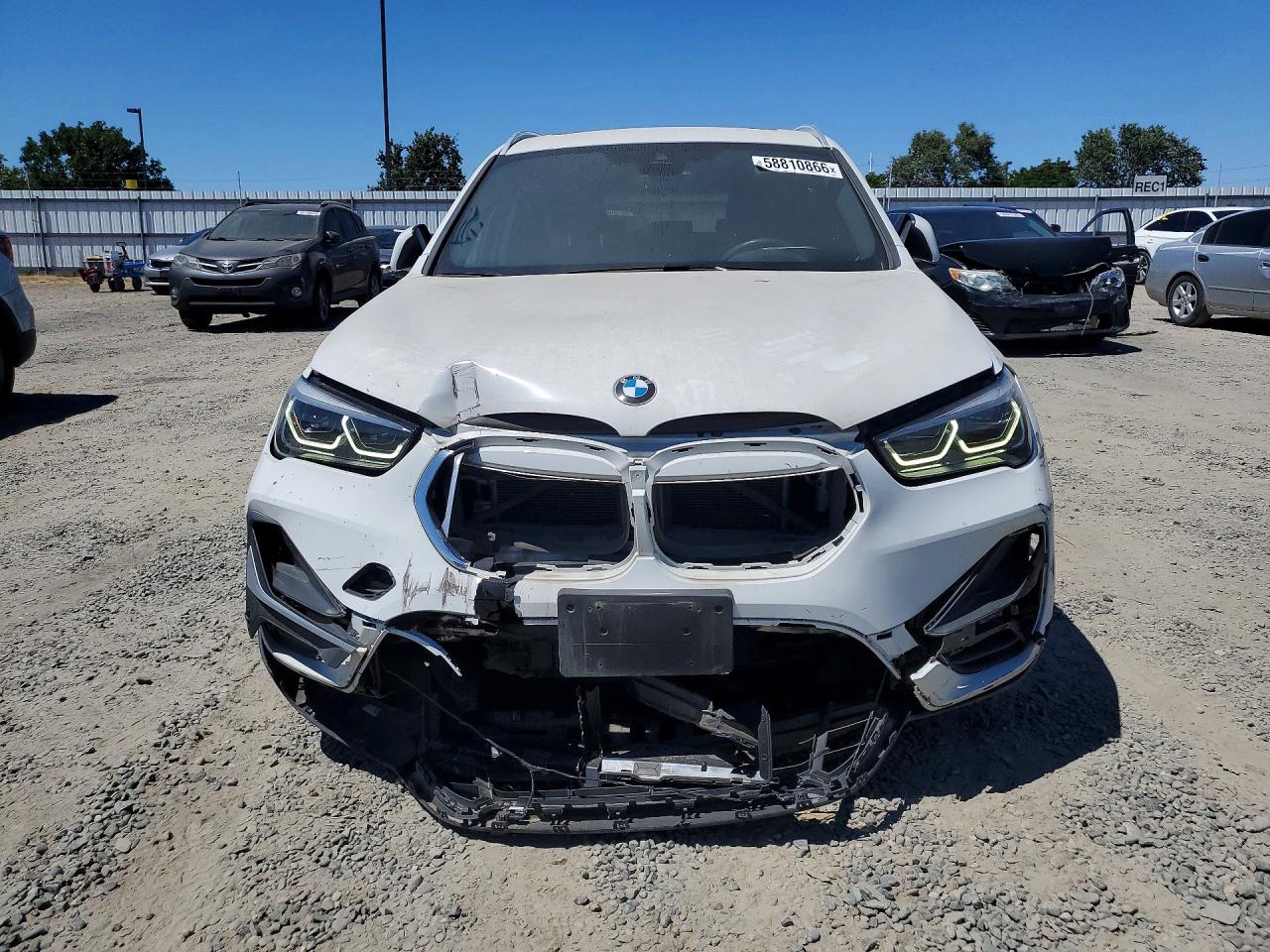 2022 BMW X1