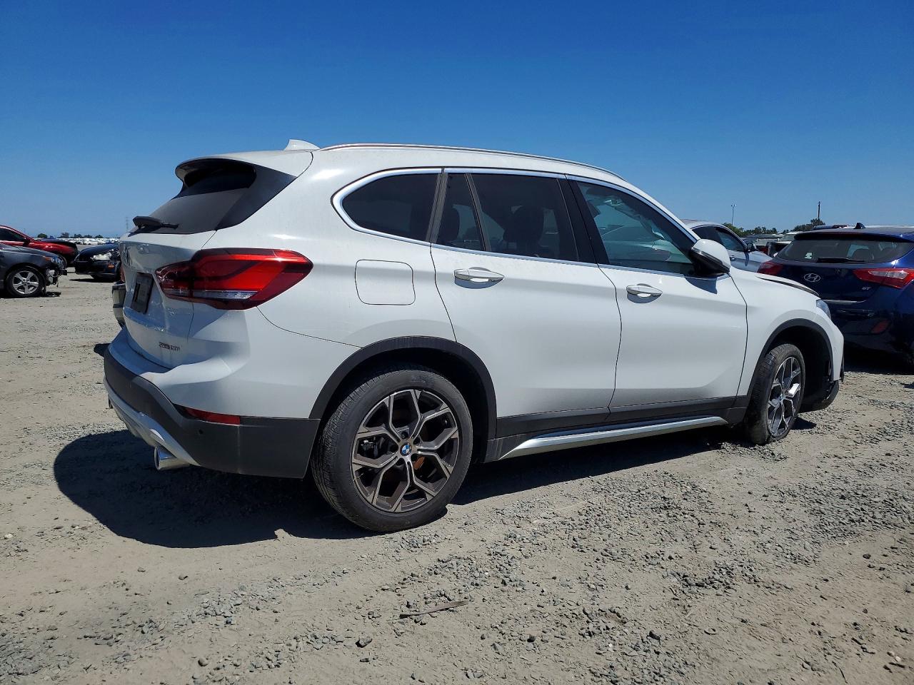 2022 BMW X1