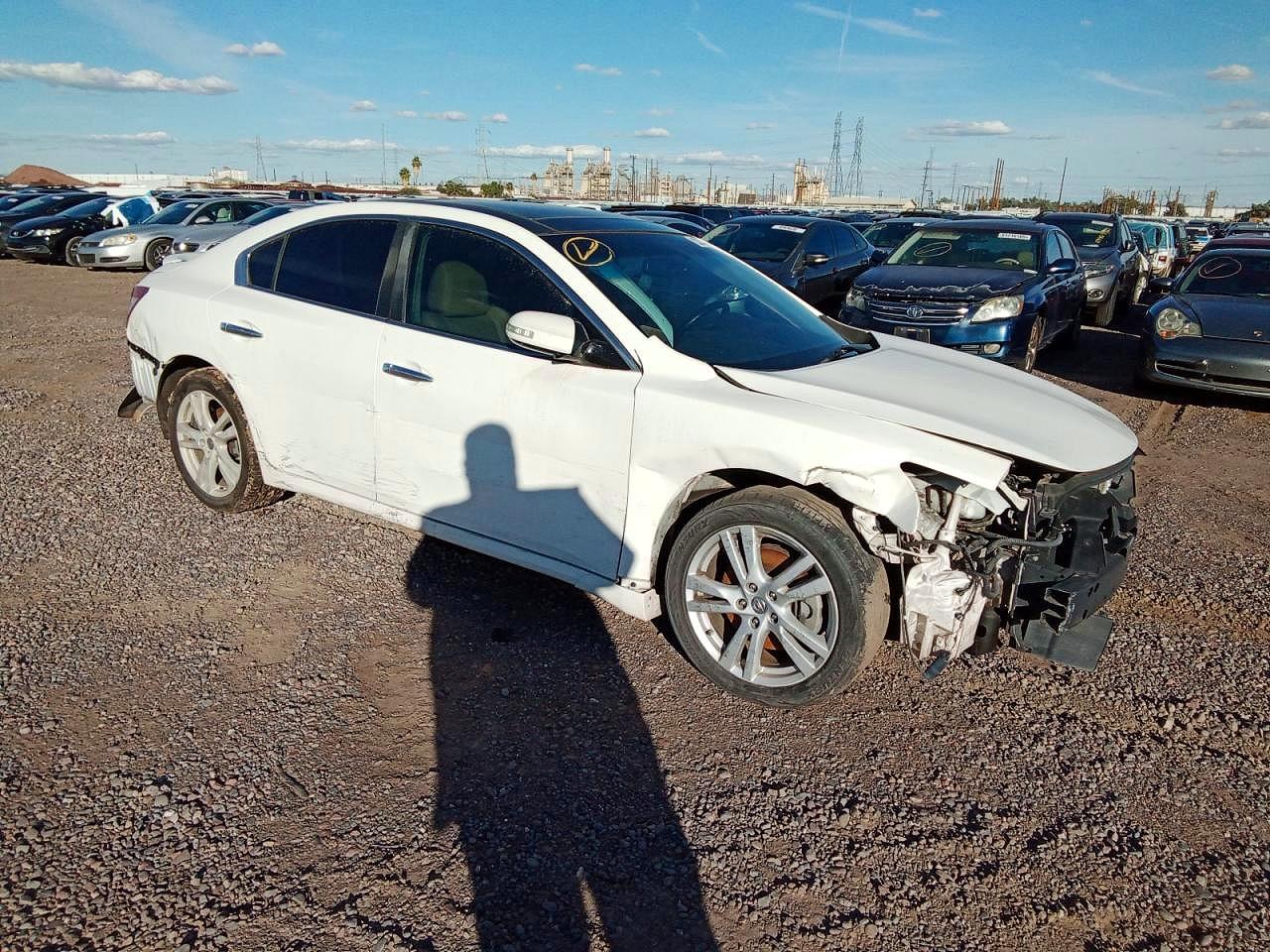 2011 NISSAN MAXIMA