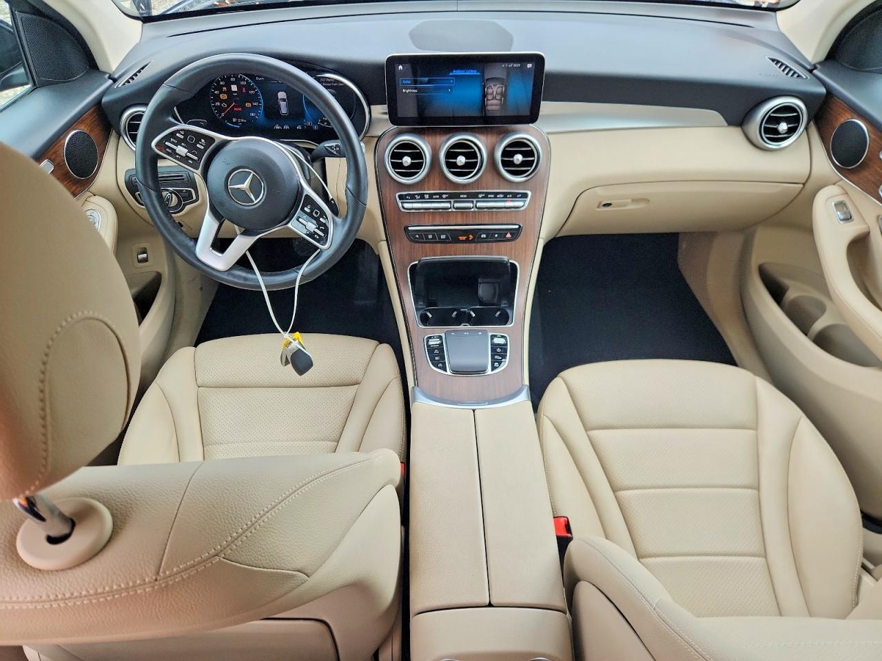 2022 MERCEDES-BENZ GLC-CLASS