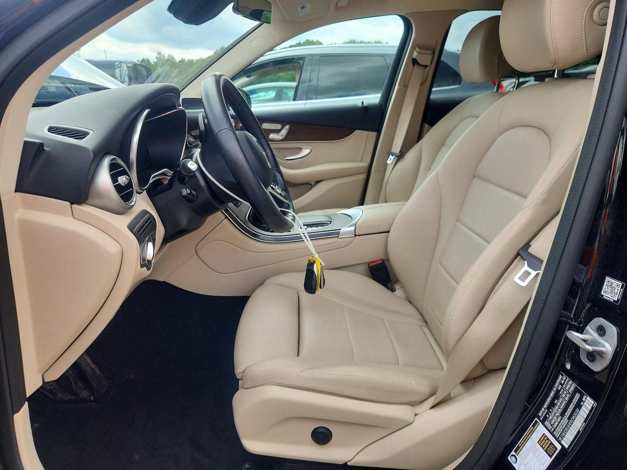 2022 MERCEDES-BENZ GLC-CLASS